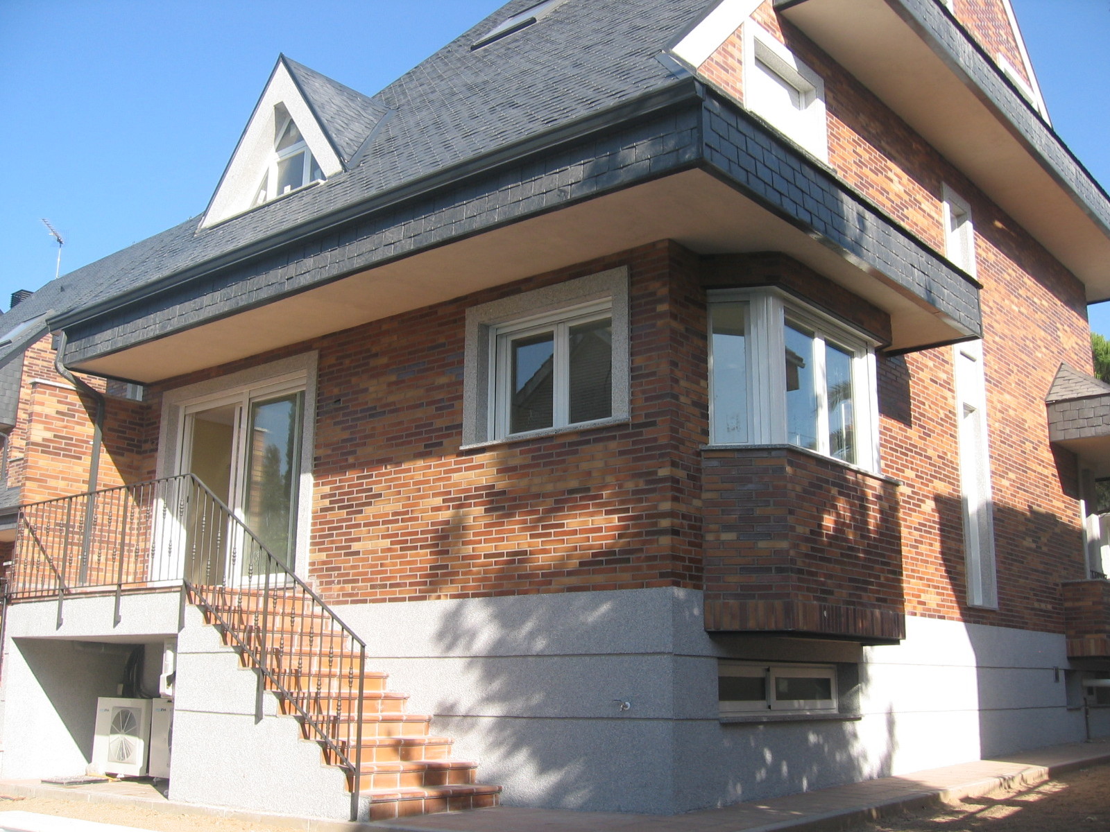 f37e55_74b3b76a8331415380761717e7c3d384~mv2_d_1600_1200_s_2