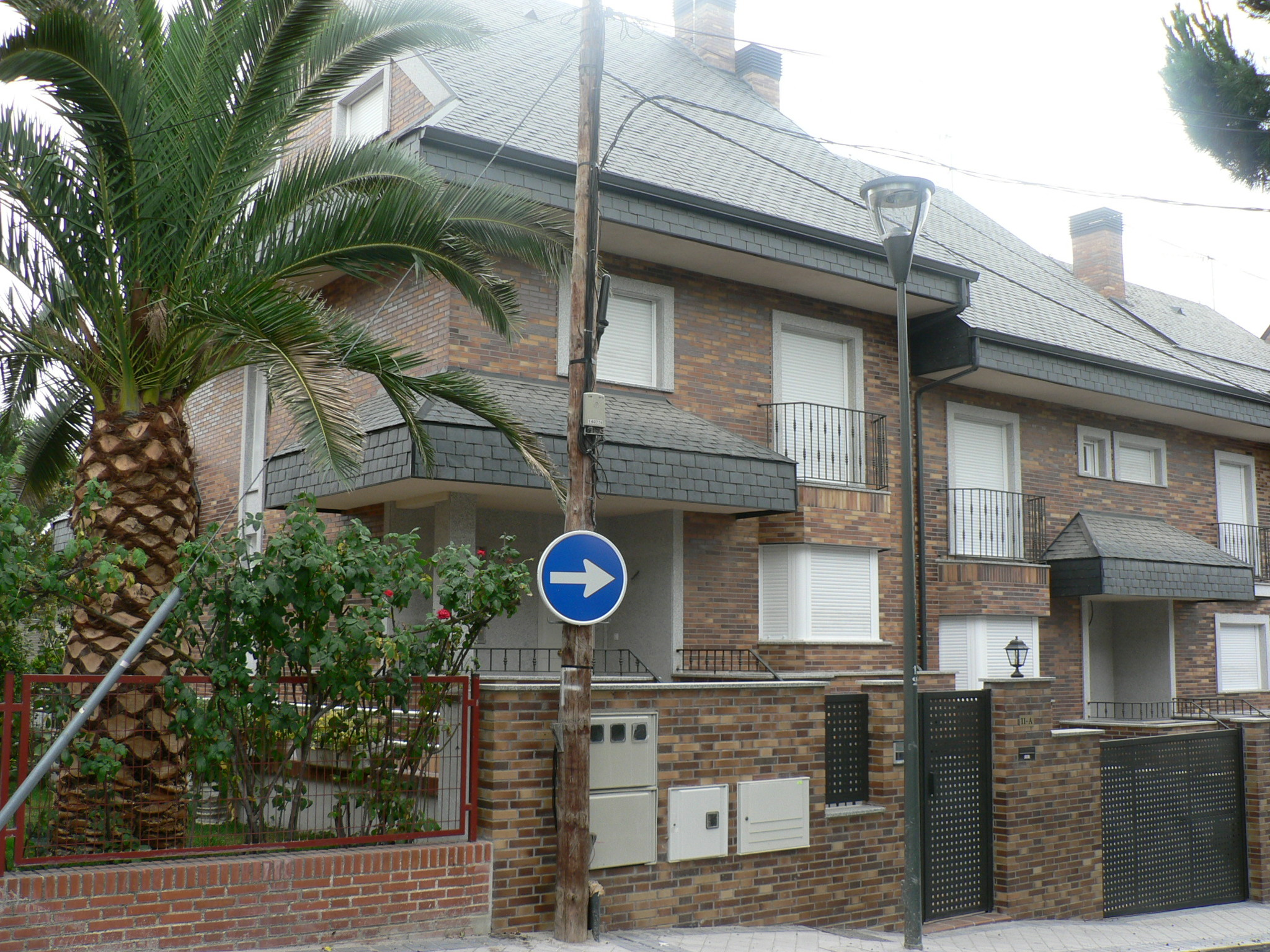 f37e55_86f218b4eb9a47418cd8b94b031e60e0~mv2_d_2048_1536_s_2